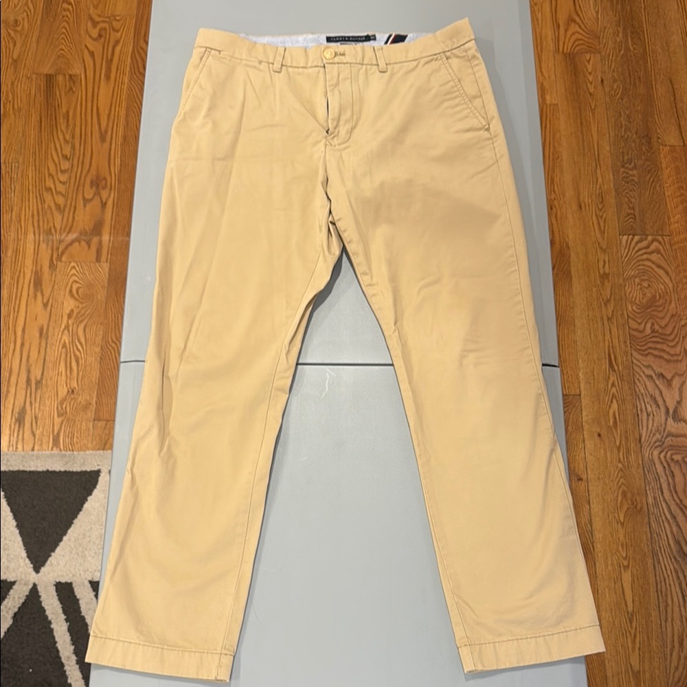 Tommy Hilfiger Tan Chinos Classic Cotton-Blend